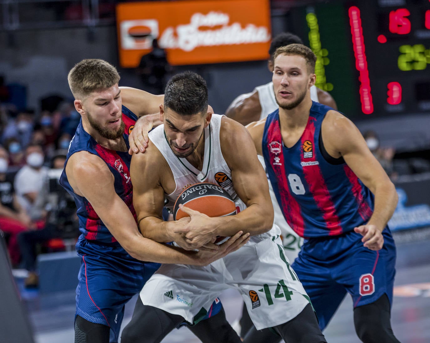 Fotos: Las mejores imágenes del Baskonia - Panathinaikos