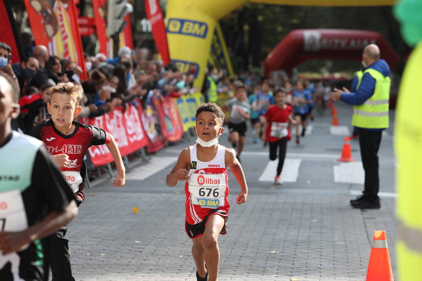 Fotos: La fiesta del atletismo vuelve a la Gran Vía bibaína