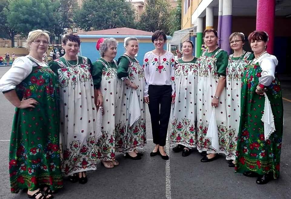 Integrantes del coro de lipovenos rusos Juravca de Amorebieta. 