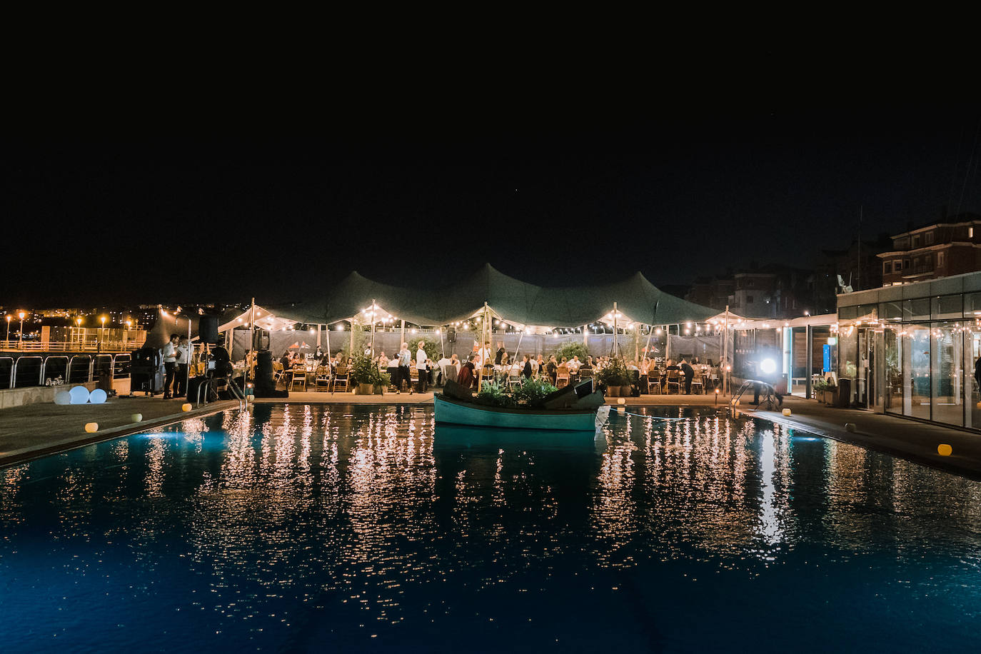 Fotos: La mágica &#039;boda&#039; de June y David junto al mar en Getxo