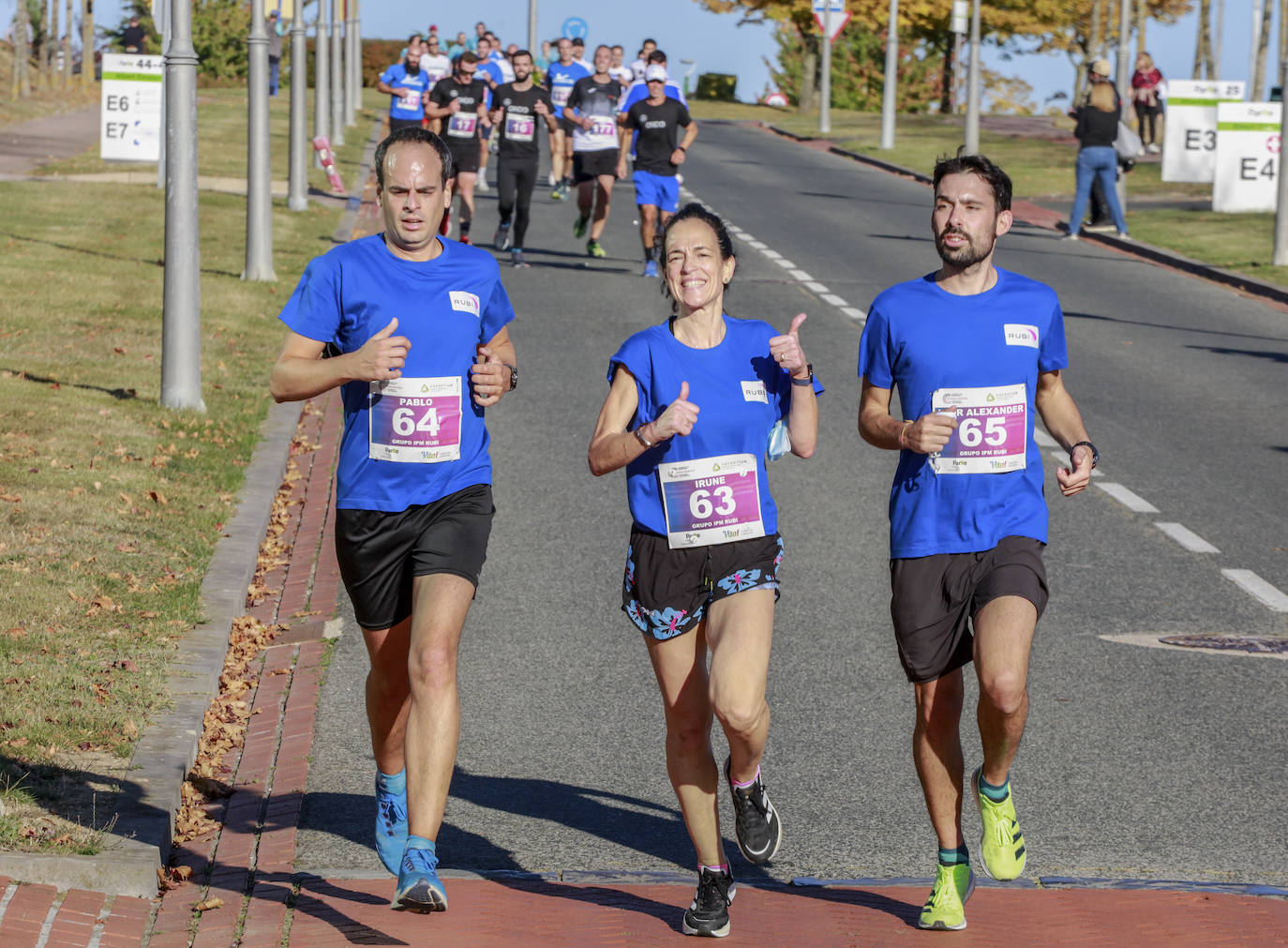 Fotos: Osakidetza gana en número la Carrera de Empresas