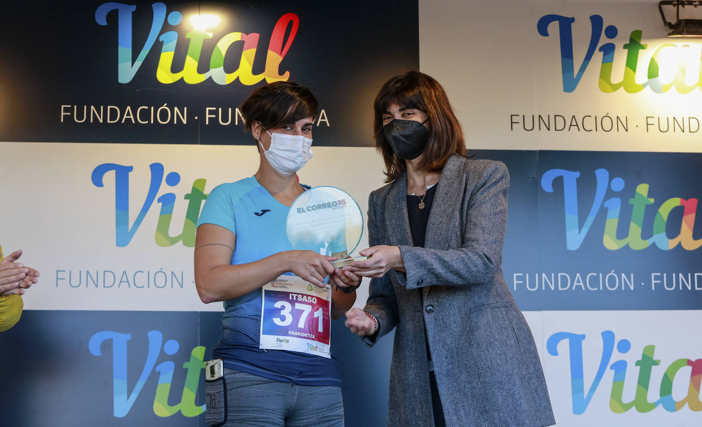 Fotos: Osakidetza gana en número la Carrera de Empresas