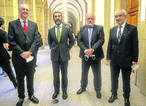 Josean Yela, Rafael Orbegozo, José Ignacio Zudaire y Luis Ramón Arrieta. 
