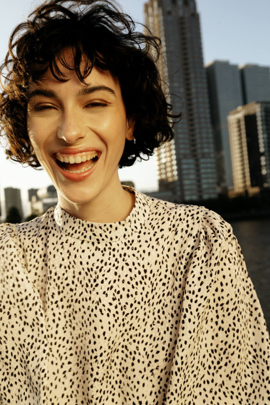 Fotos: Ni flecos, ni volantes: Así es la tienda de estos dos amigos en Bilbao La Vieja