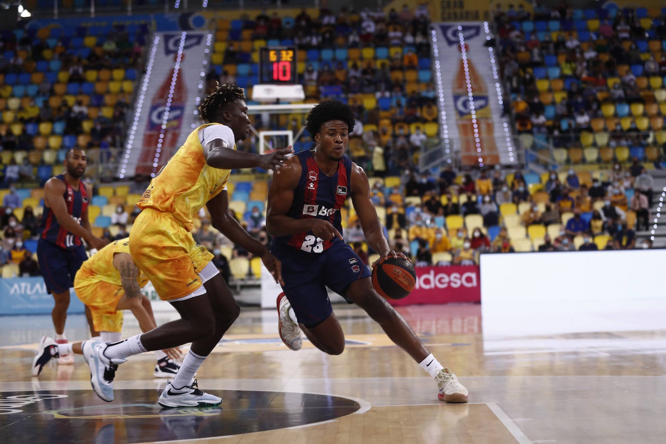 Fotos: Las mejores imágenes del Gran Canaria - Baskonia