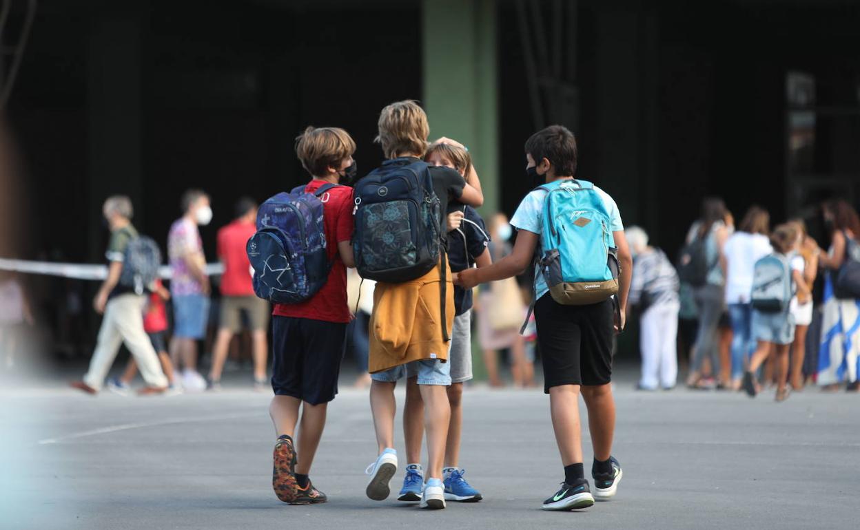 Euskadi y sus dudas al aprobarse la medida con el curso empezado