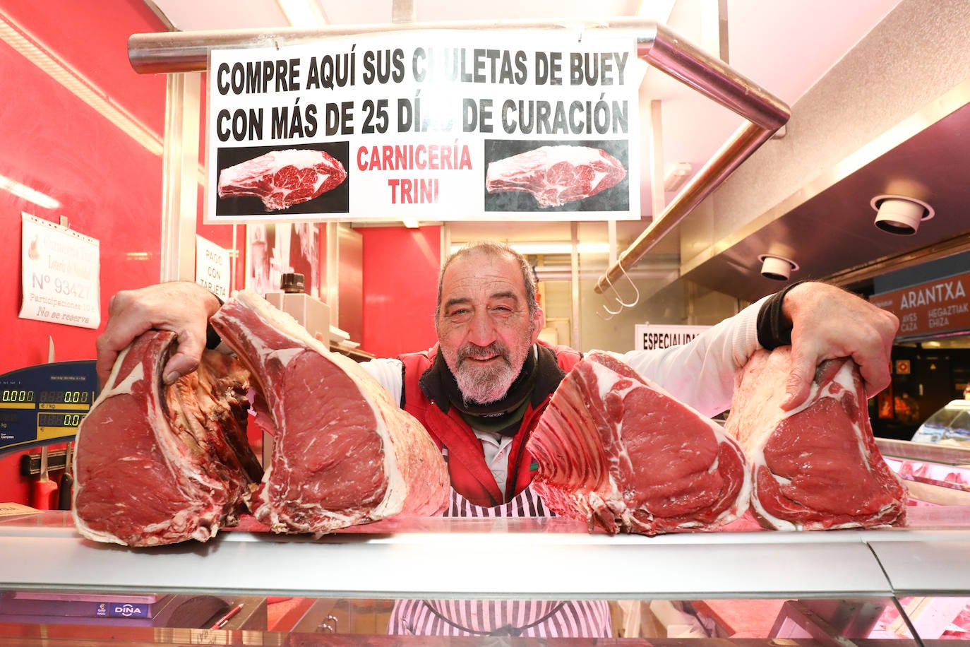 Fotos: Los comerciantes de La Ribera advierten el alza de los precios para Navidad