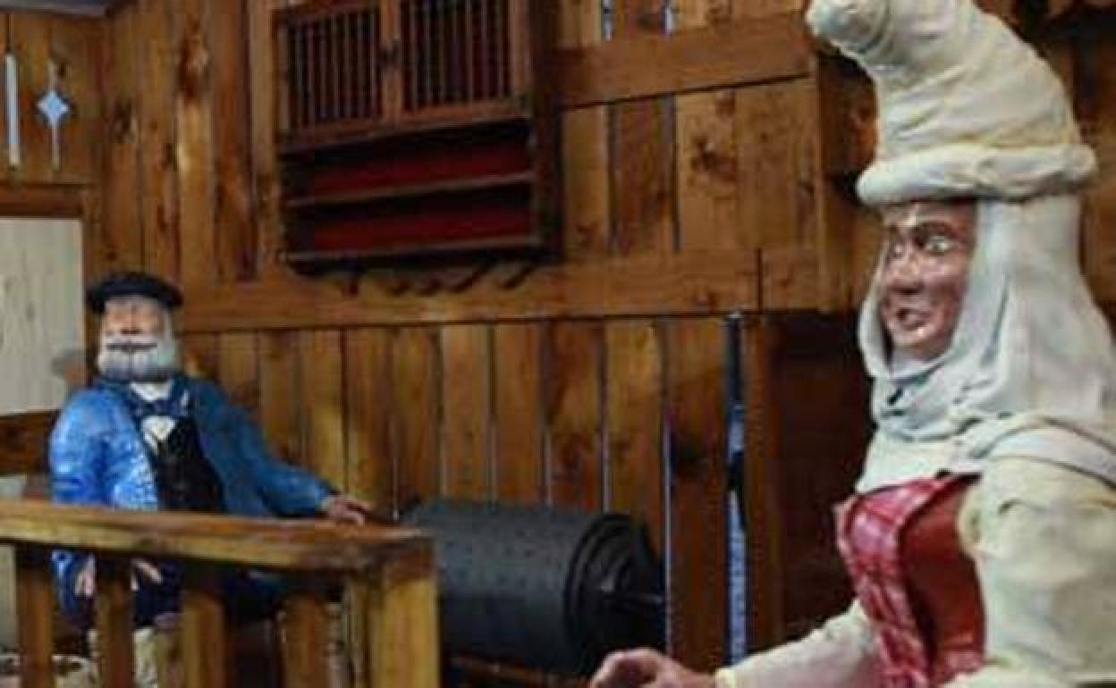 Olentzero y Mari Domingi trasladan su casa al parque de La Florida