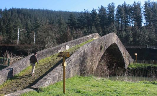 Puente de Zubibarri en el Parque Lineal del Nervión.