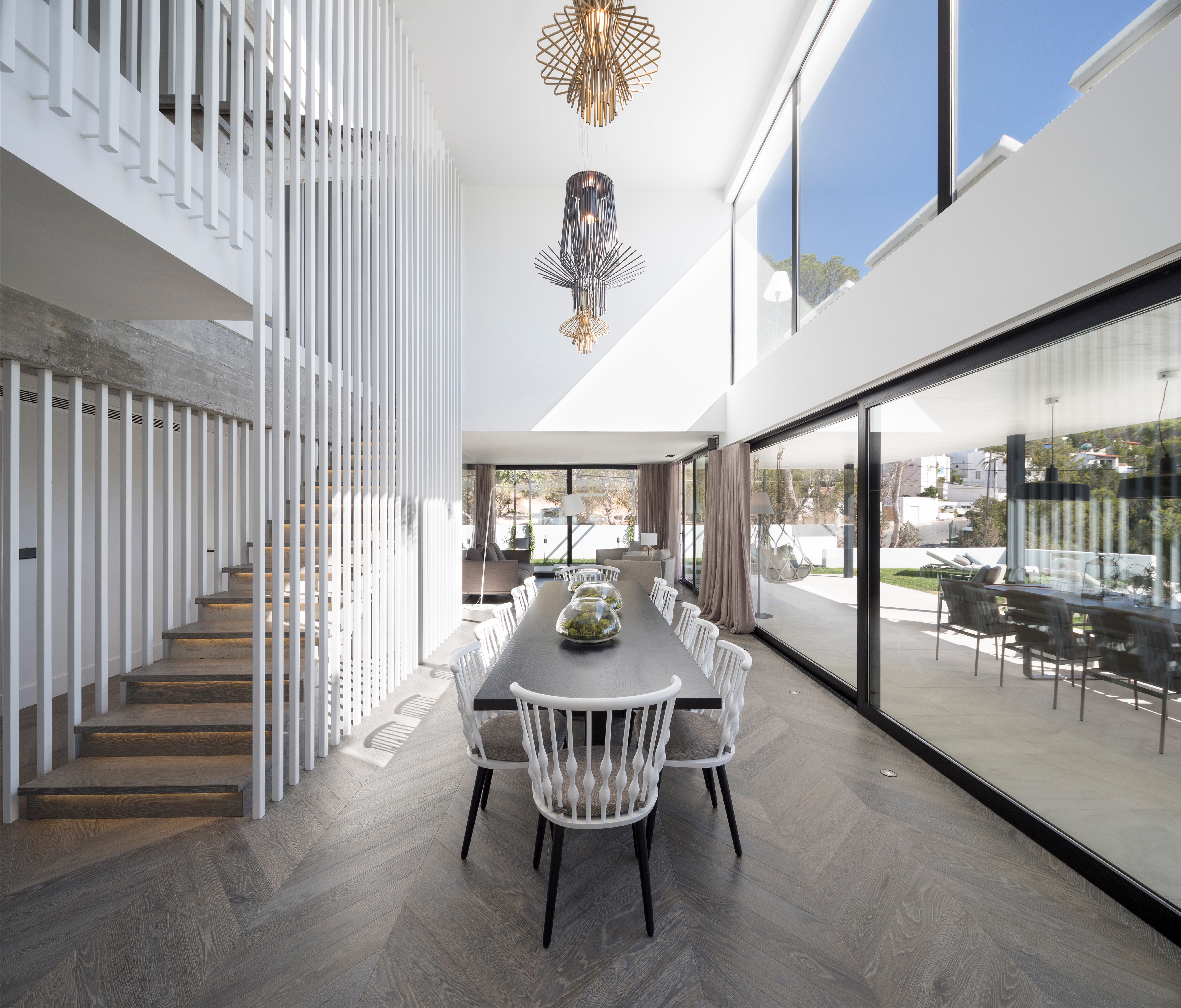 Fotos: Una interiorista vizcaína reforma el lujoso chalet de un futbolista en Ibiza