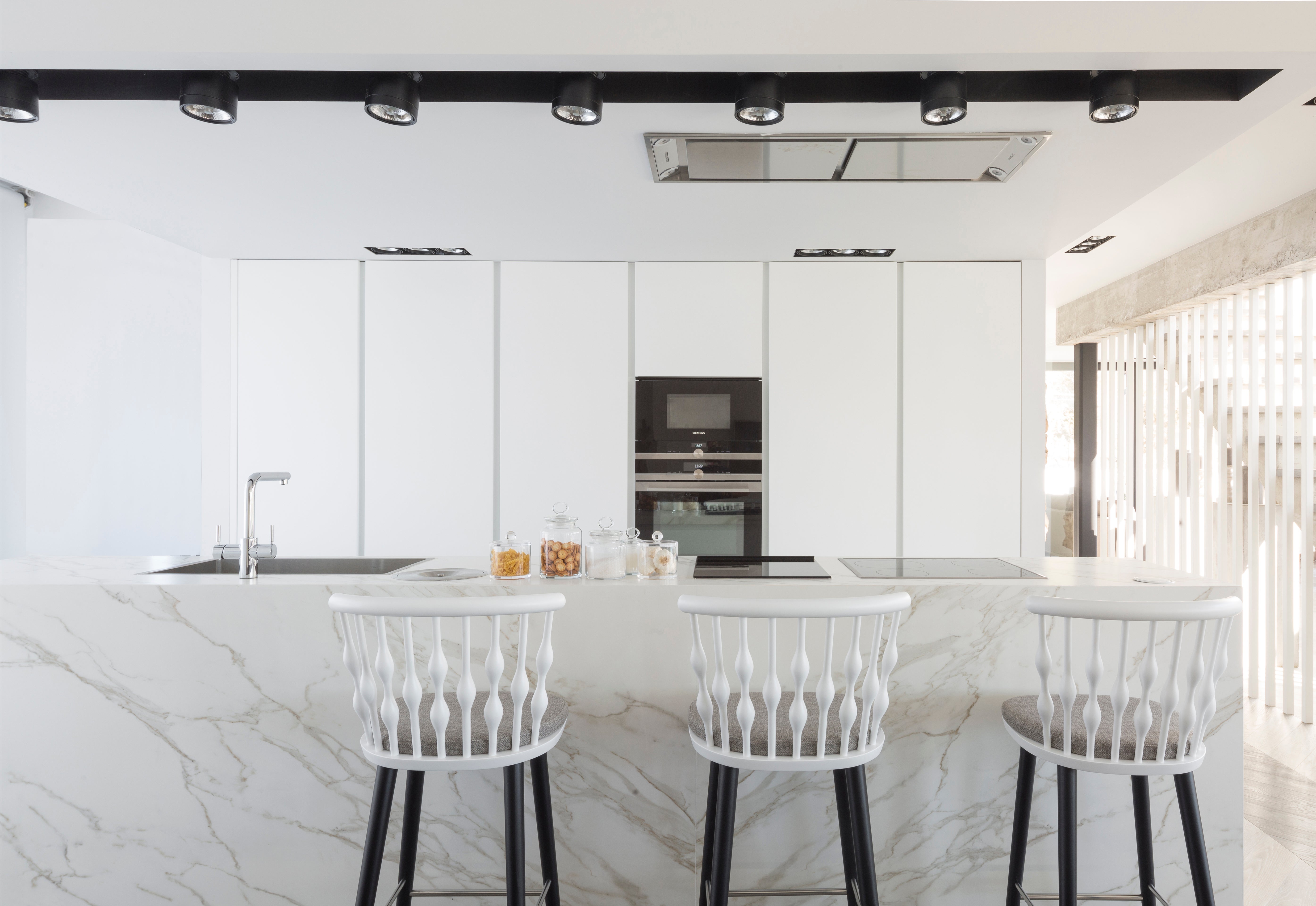 Fotos: Una interiorista vizcaína reforma el lujoso chalet de un futbolista en Ibiza