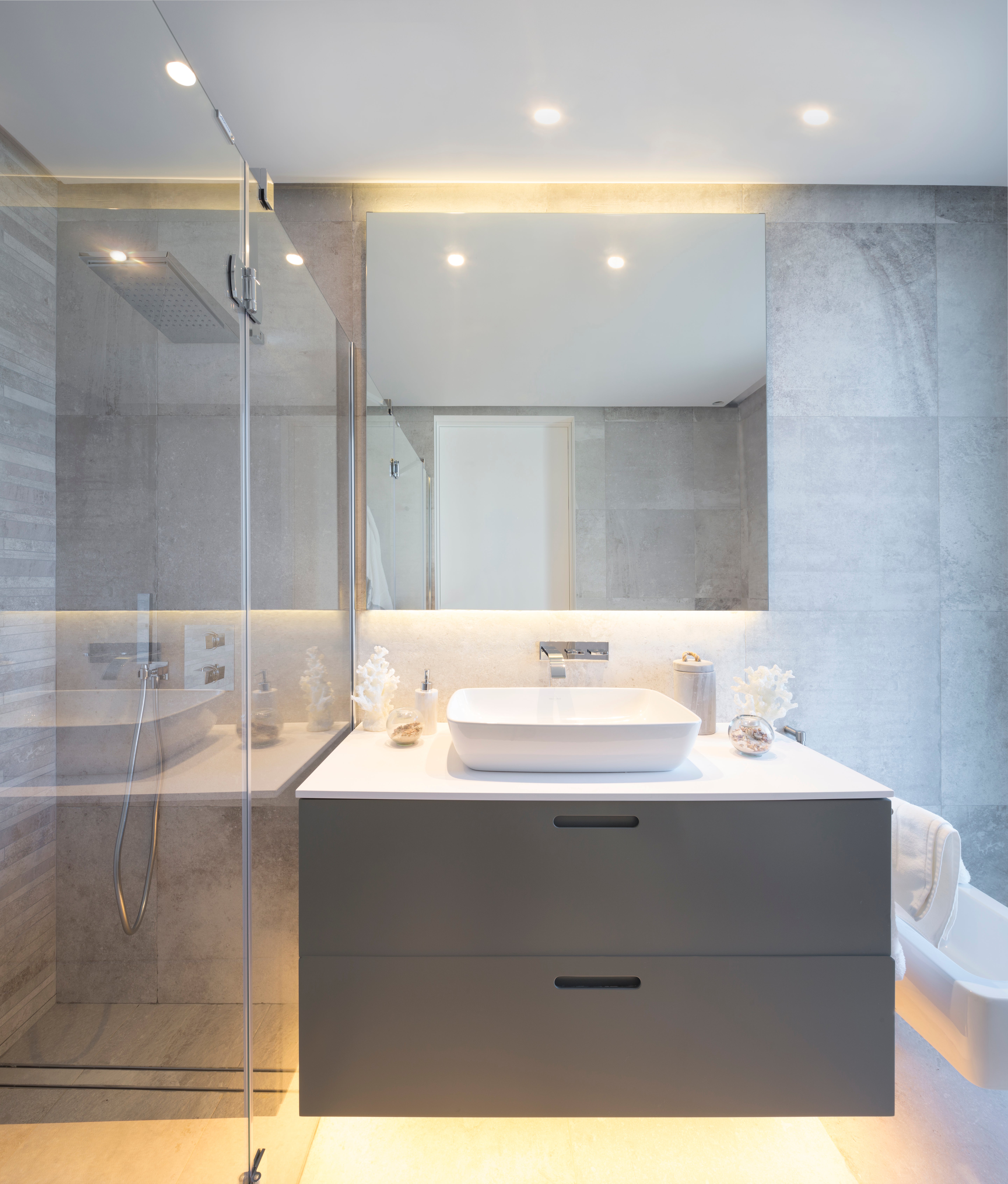 Fotos: Una interiorista vizcaína reforma el lujoso chalet de un futbolista en Ibiza