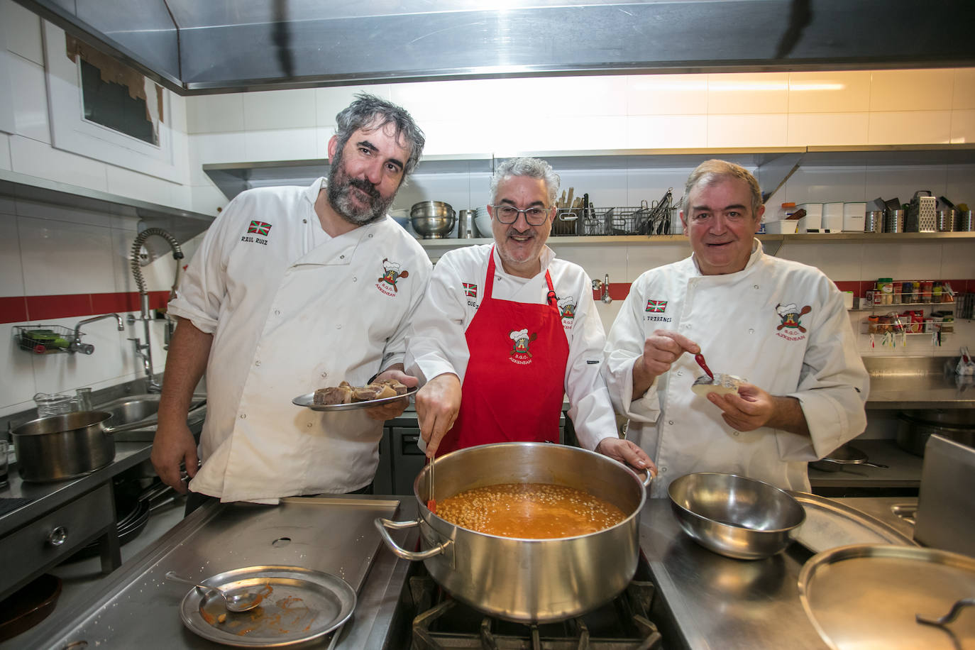 Fotos: El falso mito del remojo en Azkenean en Azkenean