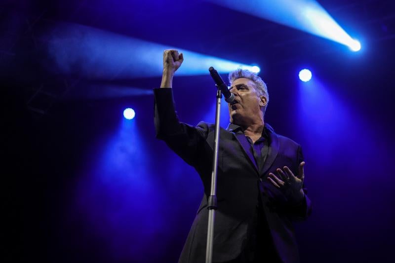 Fotos: Loquillo encadila a Bilbao