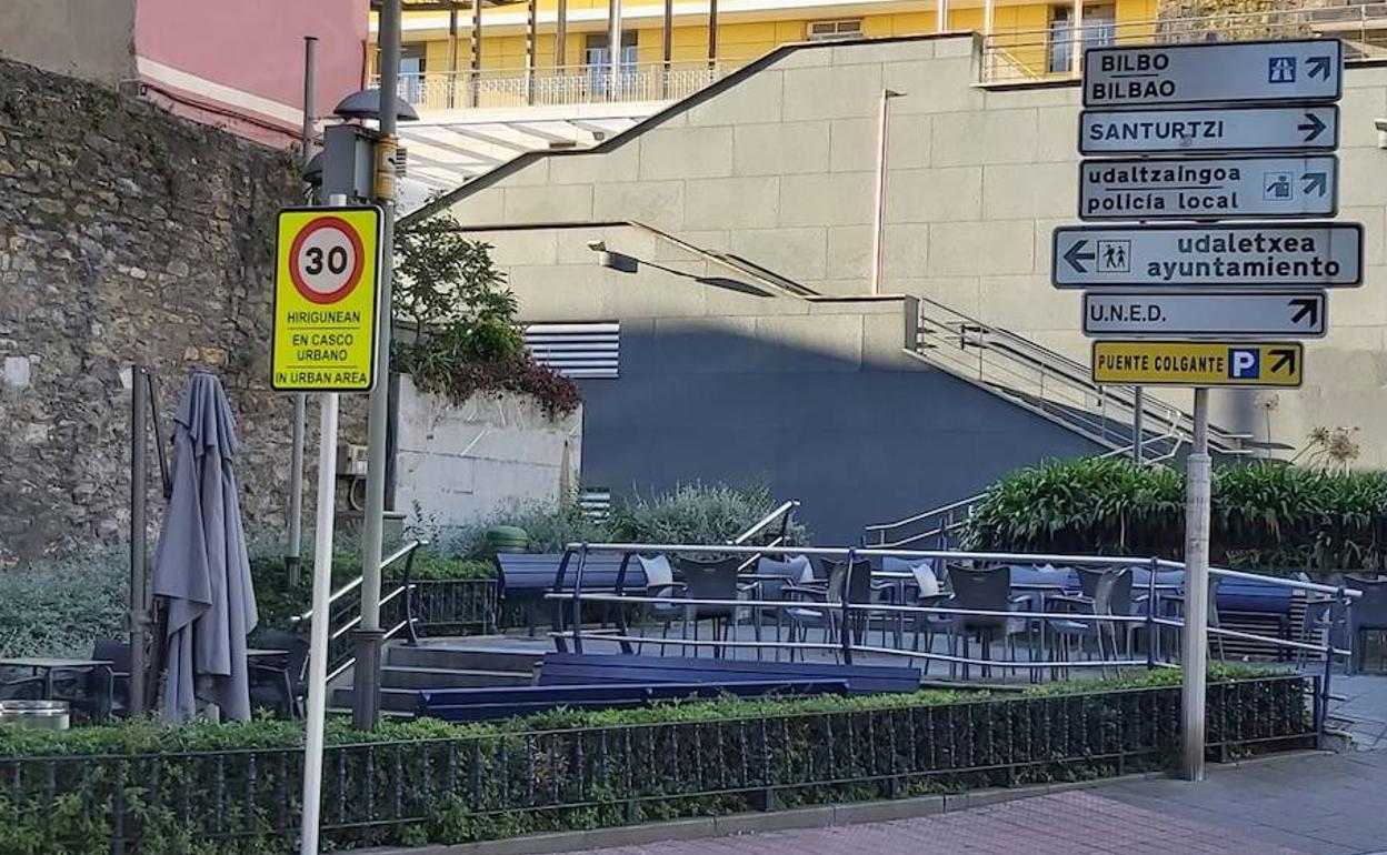 Portugalete recuerda sus vecinos la obligatoriedad de circular a 30km/h en el casco urbano