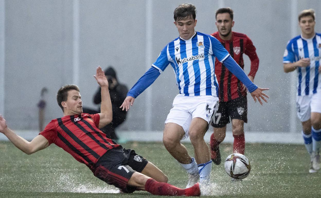 El Arenas cae frente al líder