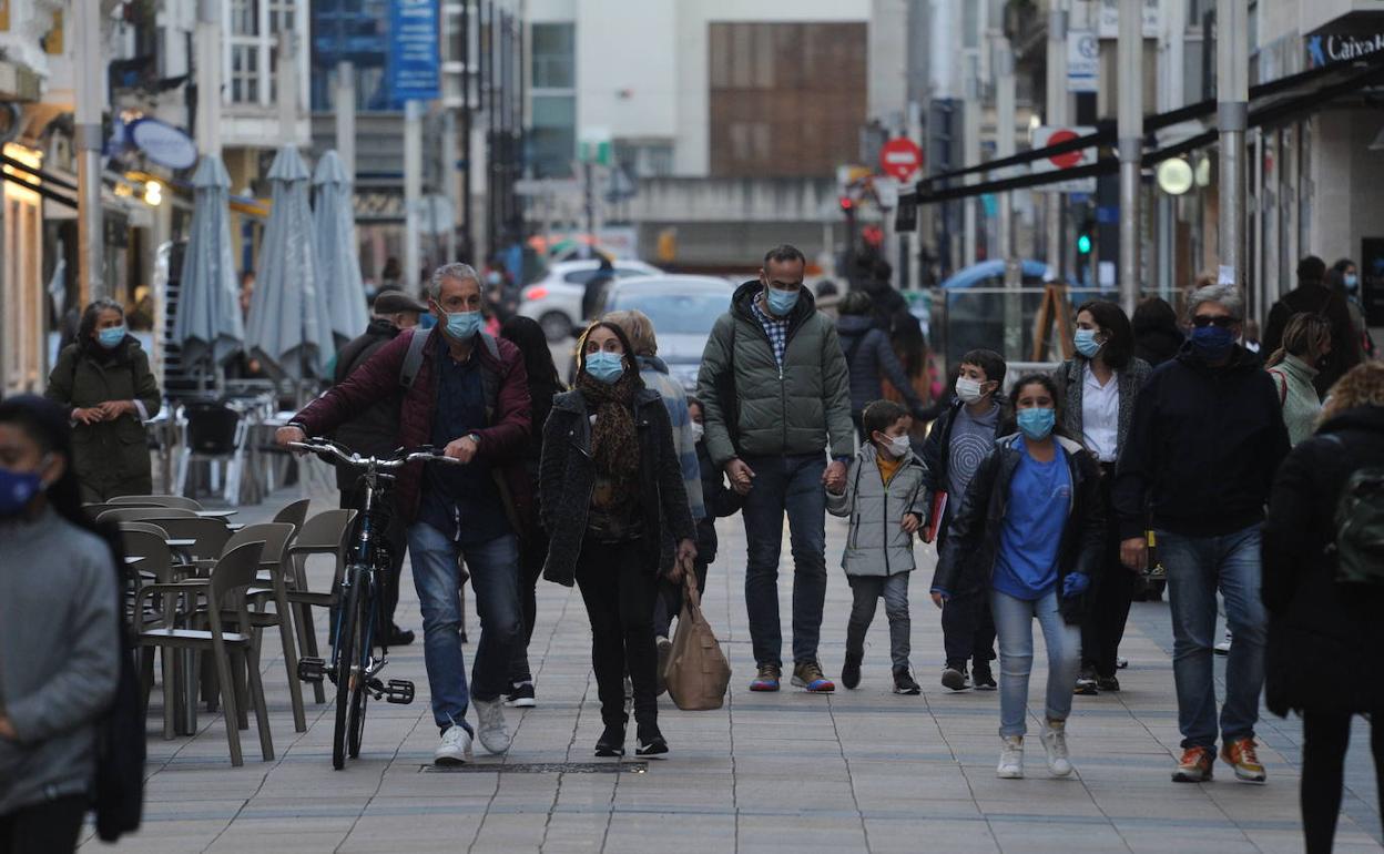 Vitoria entra en zona roja y ya son 17 los municipios alaveses con la incidencia disparada