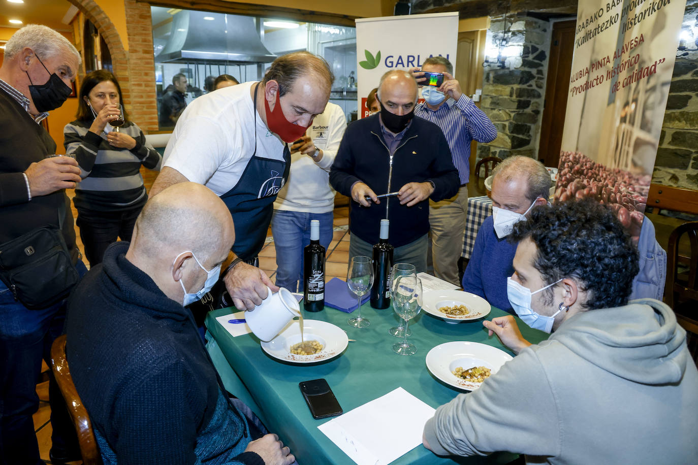 Fotos: Eskola Zaharra, maestros de la tradición y la innovación