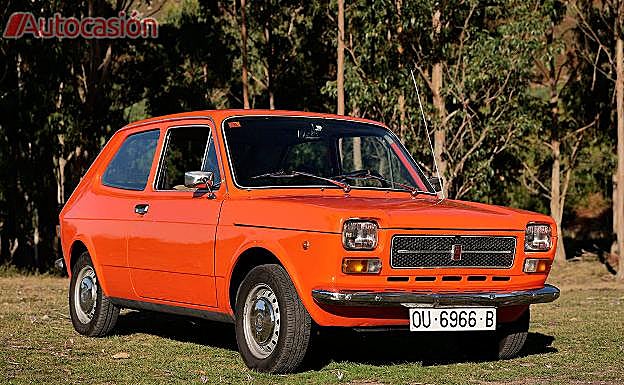 Probamos el Seat 127 en el 50 aniversario de su lanzamiento