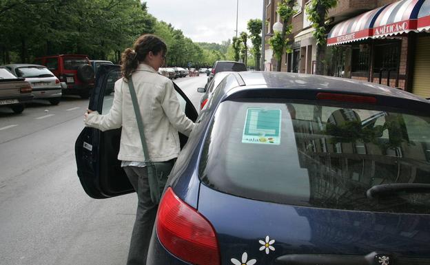 El nuevo carnet de conducir para jóvenes de 16 años que plantea pedir la DGT 