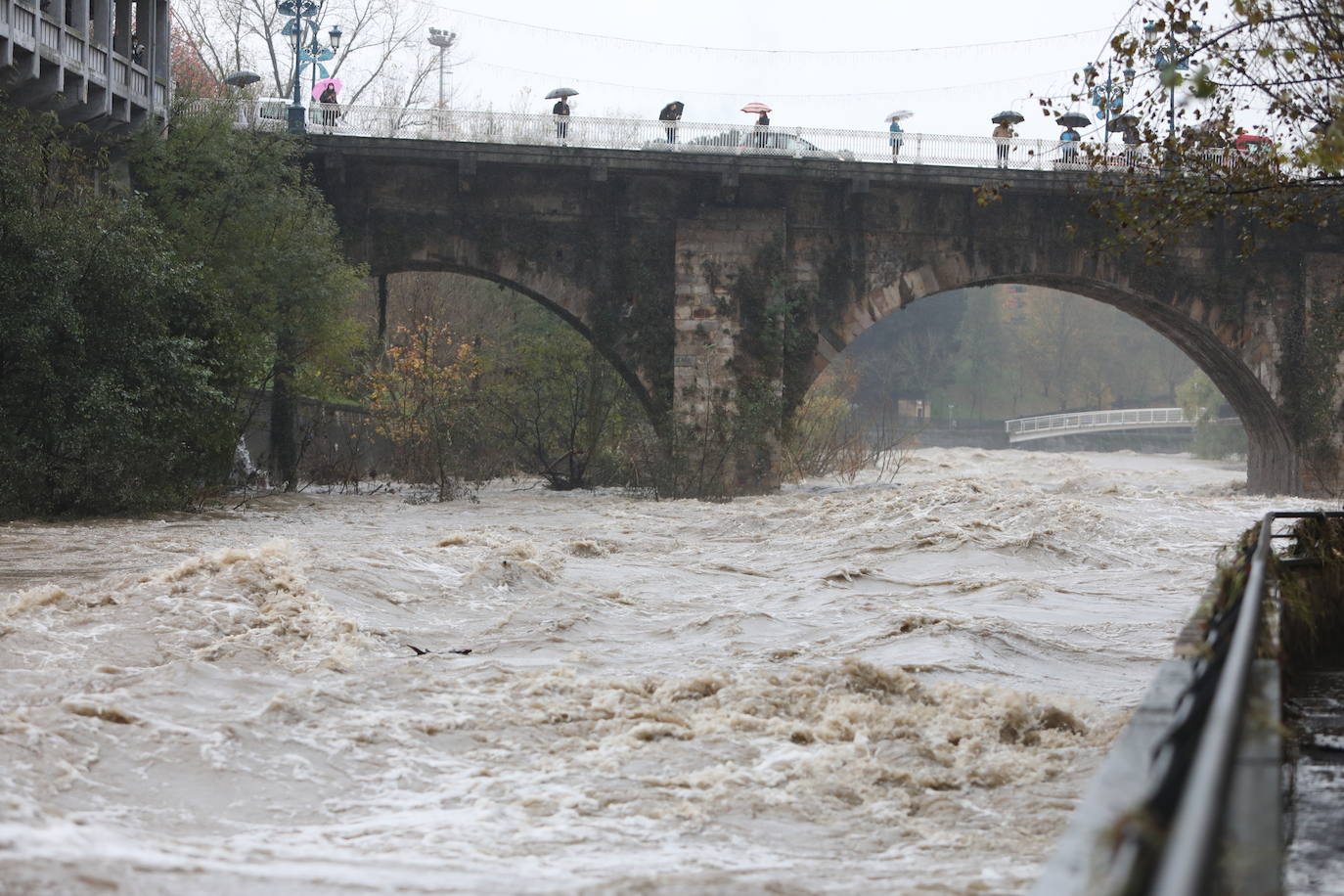 Fotos: Las inundaciones en Basauri, en imágenes