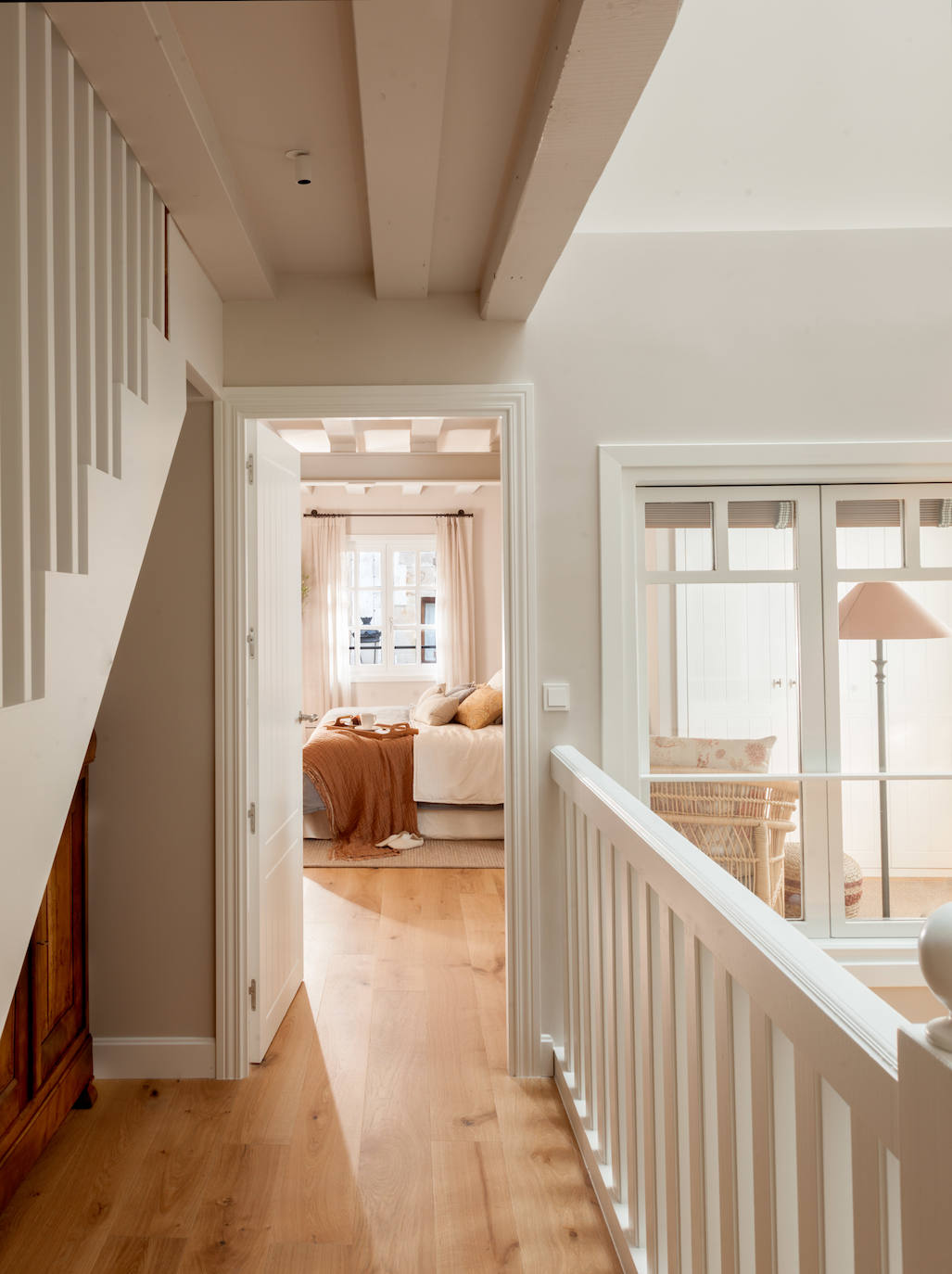 Fotos: La sorprendente reforma de una casa del siglo XVIII en Bizkaia: con patio interior y ático independiente