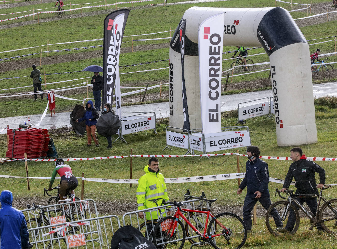 Fotos: Las mejores imágenes del XXXV Trofeo San Andrés de ciclocross