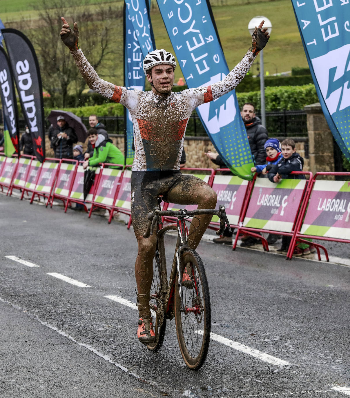 Fotos: Las mejores imágenes del XXXV Trofeo San Andrés de ciclocross