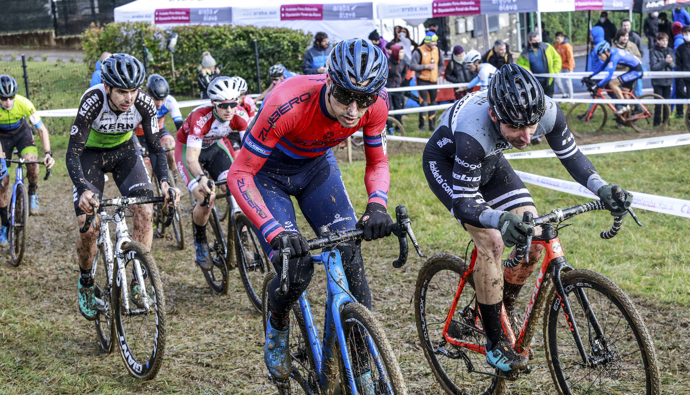 Fotos: Las mejores imágenes del XXXV Trofeo San Andrés de ciclocross