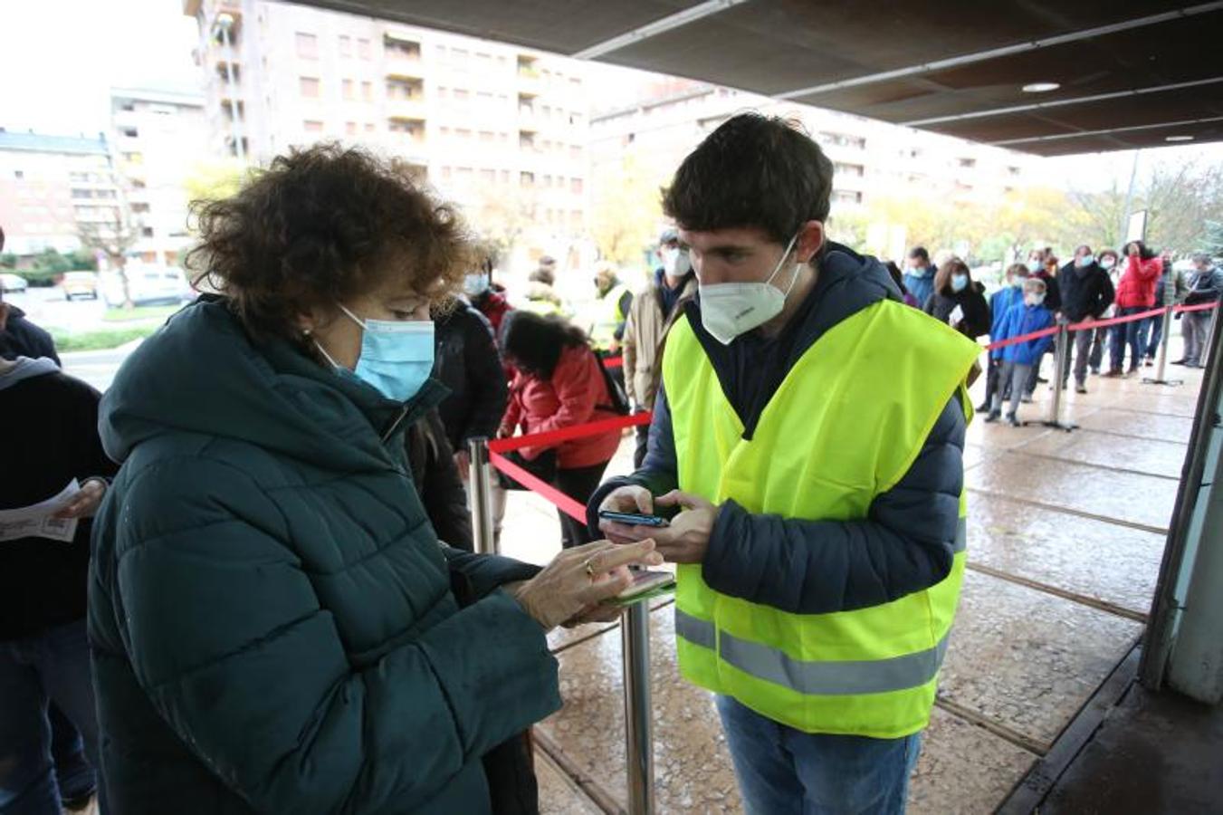 Fotos: Arranca la Azoka de Durango tras dos años de ausencia por el Covid