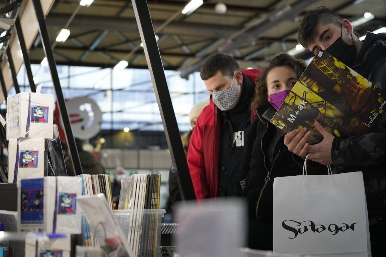Fotos: Segunda jornada de la Azoka