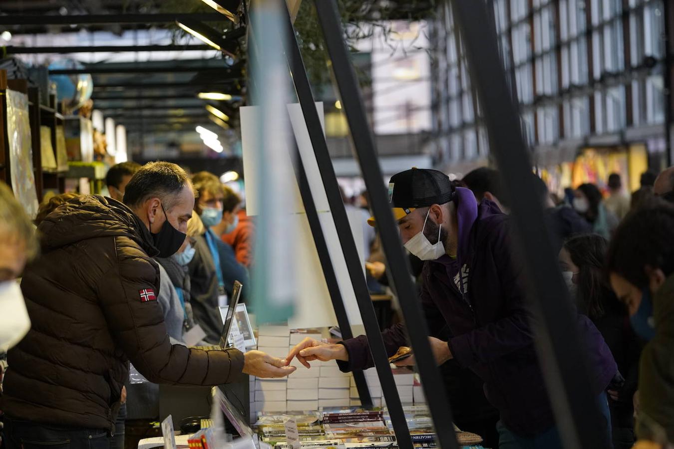 Fotos: Segunda jornada de la Azoka
