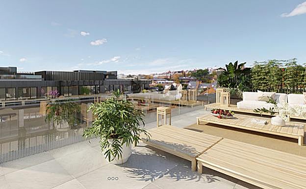 La amplia terraza superior del ático.