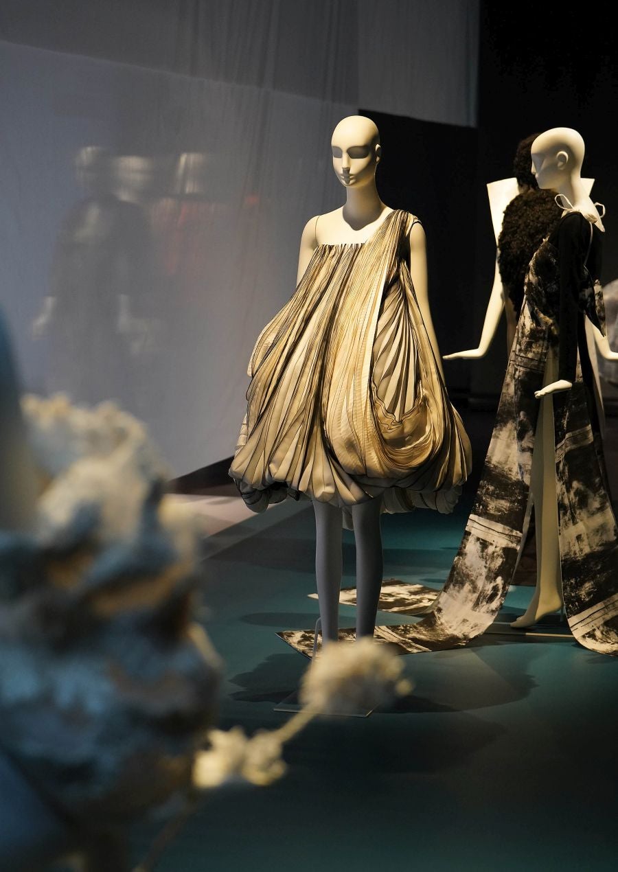 Fotos: La herencia de Balenciaga recala en el museo de Getaria