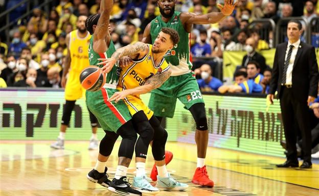 Wilbekin, asfixiado por Canaan y Jekiri.