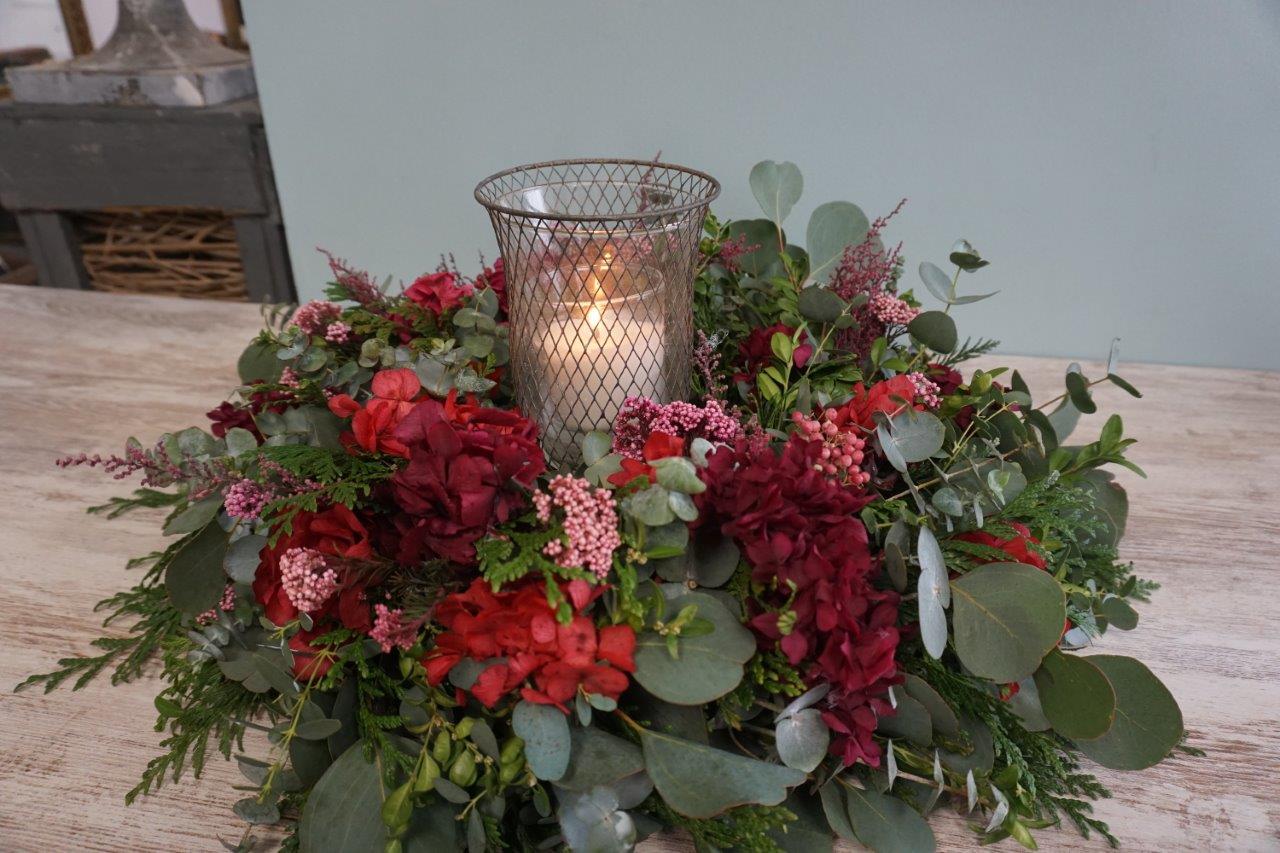 Fotos: Las claves de una florista de Artaza para hacer una corona de Navidad paso a paso