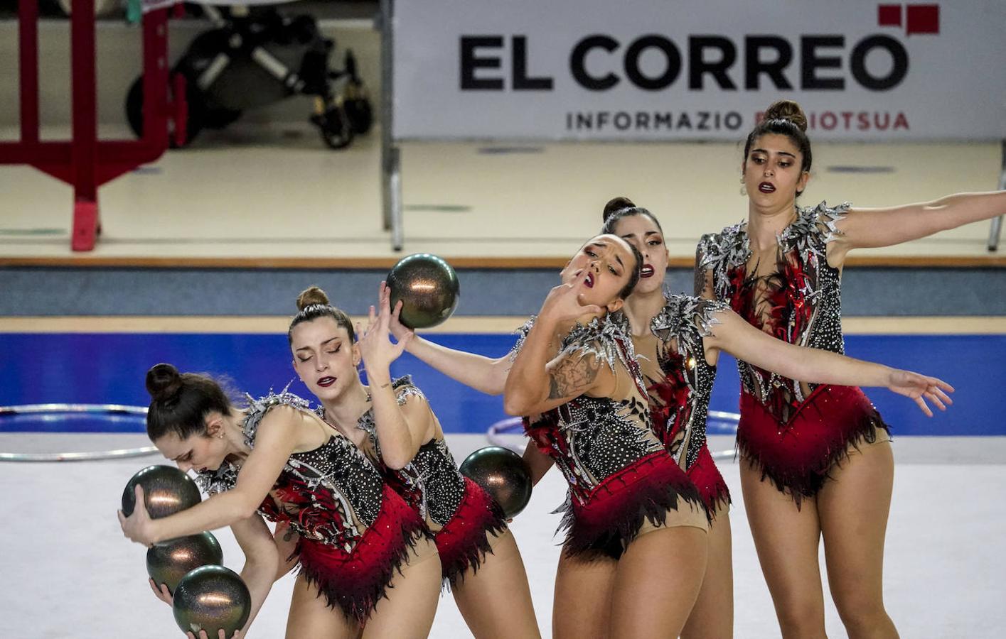 Fotos: La gimnasia desprende su magia en Vitoria