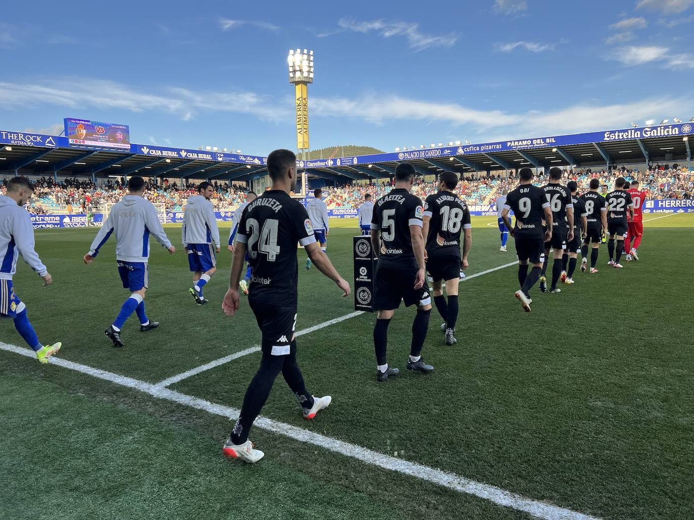Fotos: Las mejores imágenes de la Ponferradina-Amorebieta