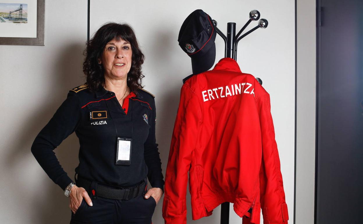 Victoria Landa, en la Ertzain-Etxea de Vitoria. 