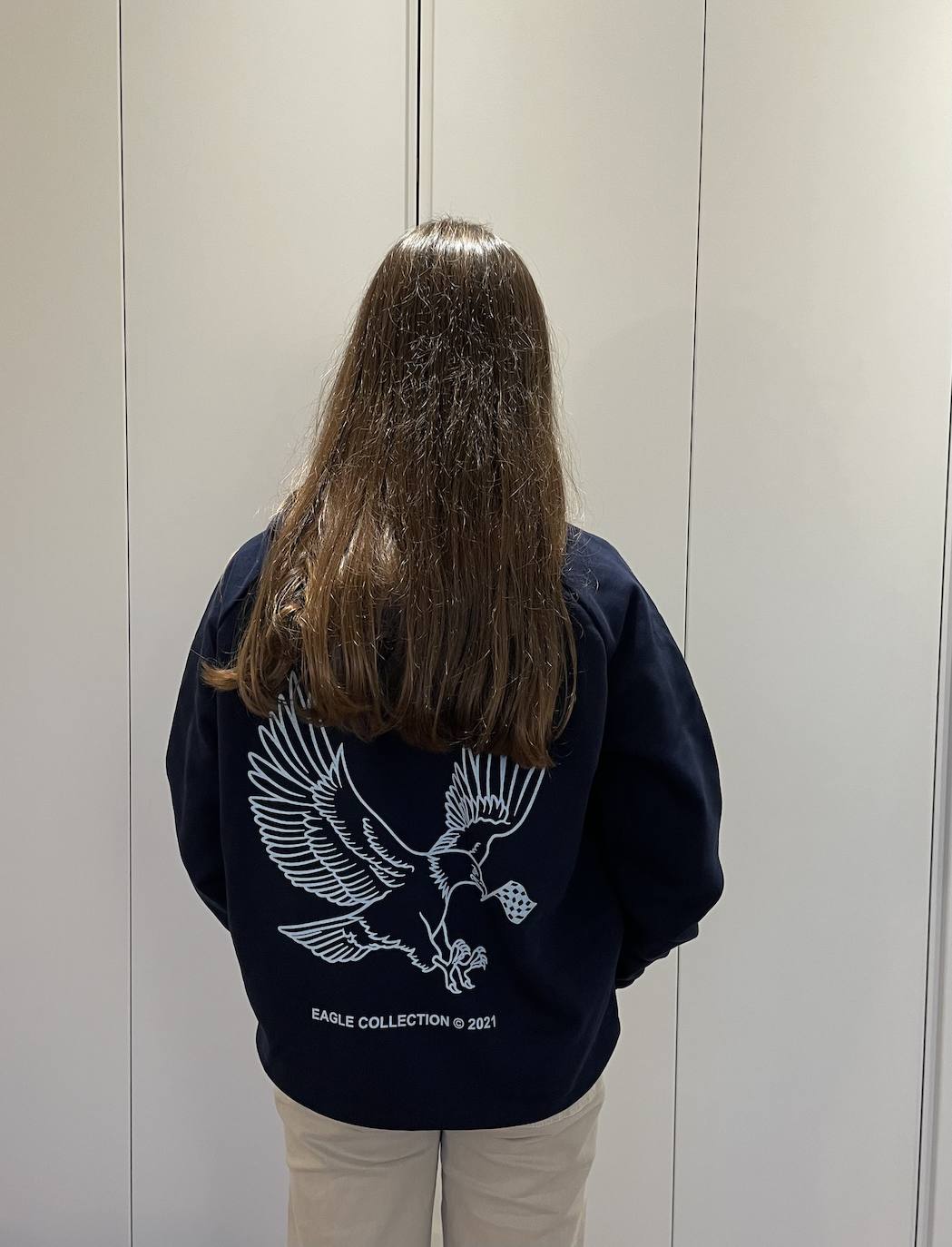 Fotos: La sudadera solidaria de dos amigas bilbaínas que conquistó a Aitor Ocio