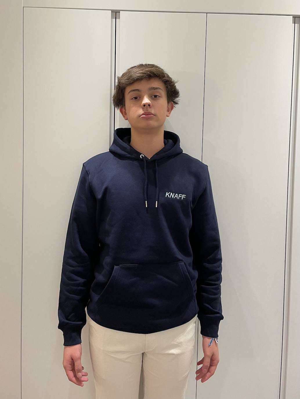 Fotos: La sudadera solidaria de dos amigas bilbaínas que conquistó a Aitor Ocio