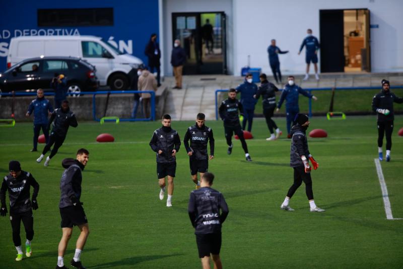 Fotos: El Alavés se entrena ya sin Calleja