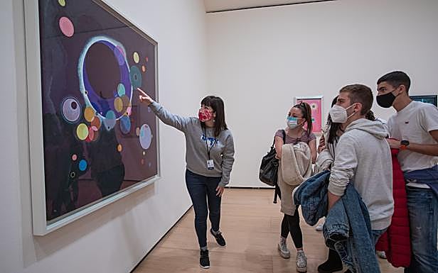 La exposición de Kandinsky en el Guggenheim atrajo a numeroso público el Día de los Museos.