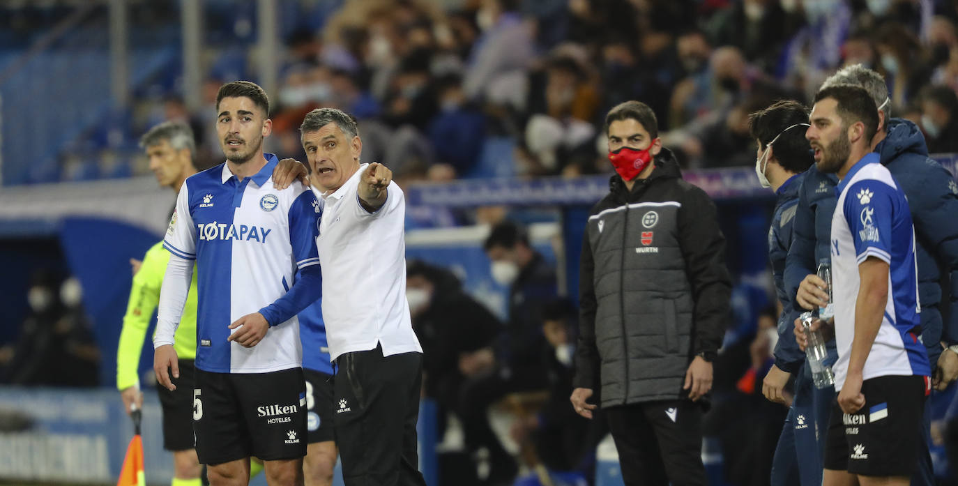 Fotos: Las mejores imágenes del derbi Alavés-Real Sociedad