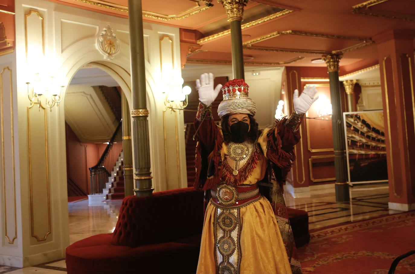 Fotos: Bilbao no tendrá cabalgata, pero los Reyes ya están aquí