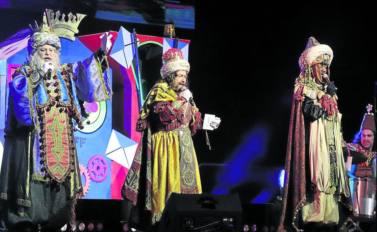 Problemas para guardar distancias en las cabalgatas de cinco municipios