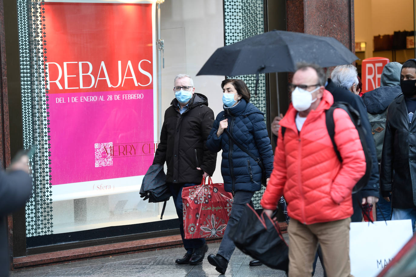 Fotos: Primer día de rebajas en Bilbao