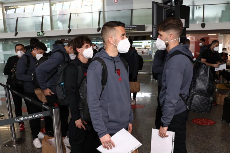 Fotos: El Athletic viaja a Arabia Saudí en busca de la Supercopa