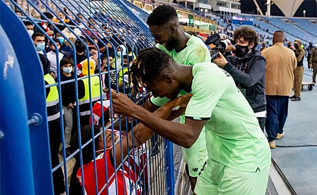 Nico Williams: «Mi madre me ha abrazado emocionada»