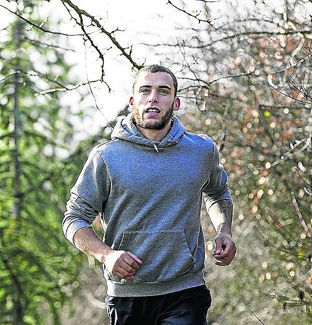 Ibai Pérez valora de su pueblo tener la naturaleza cerca.